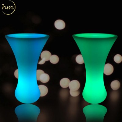 Creative Hot Sale Colorful Chargeable LED PE Plastic Waterproof Cocktail Table